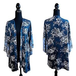 New Maurices Blue Floral Cover Up Thin Sheer Spring Summer Outerwear Medium